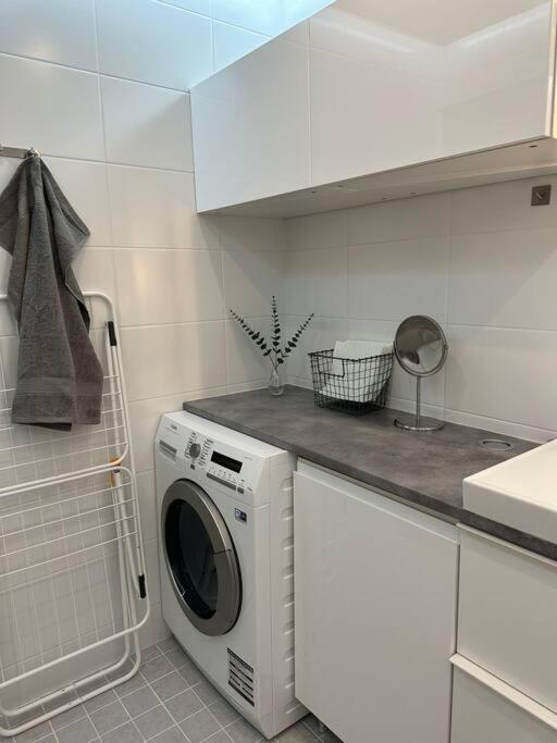 2 Bedroom Near By Santa Claus Village Apartamento *