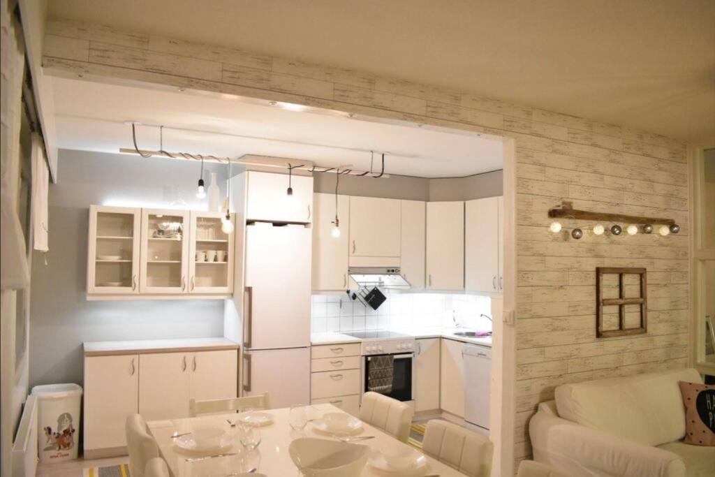 2 Bedroom Near By Santa Claus Village Apartamento Rovaniemi